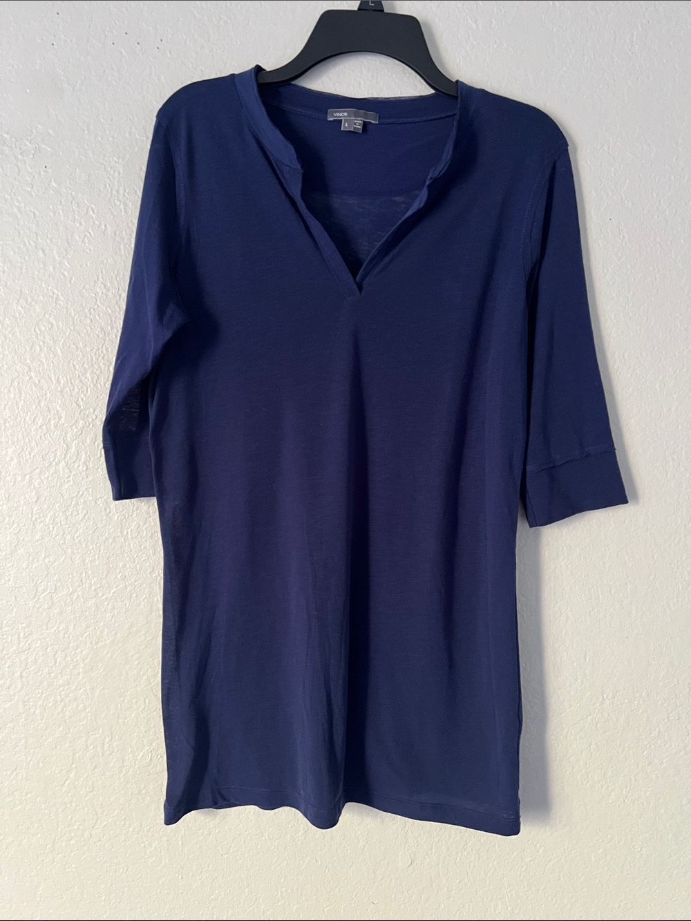Like New! VINCE Split V-Neck Tunic Tee Pima Cotton Blend Navy Size L